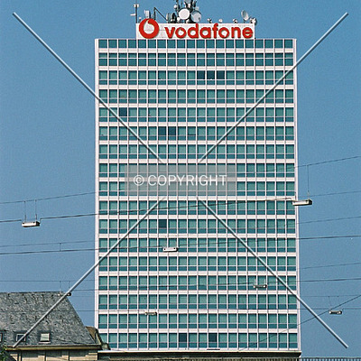 Vodafone-Hochhaus by Nephilim