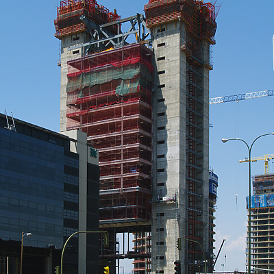 Torre Caja Madrid by Cesar Serrano