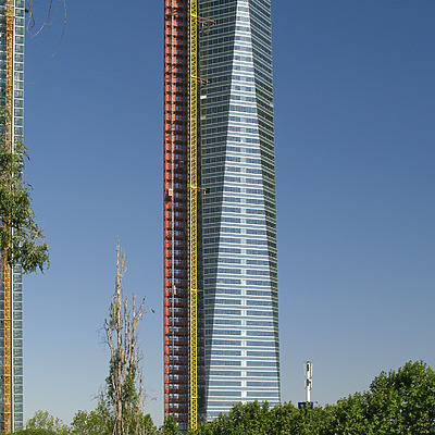 Torre de Cristal by Cesar Serrano