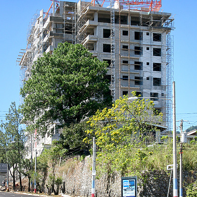 Condominio Las Vistas by Jim Schwartz