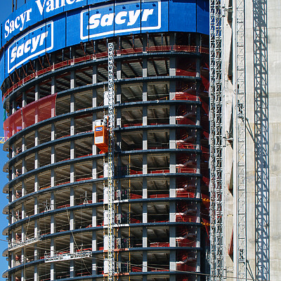 Torre Sacyr Vallehermoso by Cesar Serrano