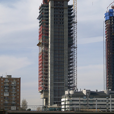 Torre Caja Madrid by Cesar Serrano