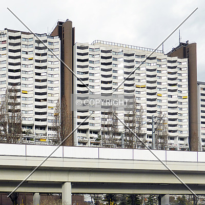 Wohnpark Alterlaa - Block A5-A8 by Nephilim