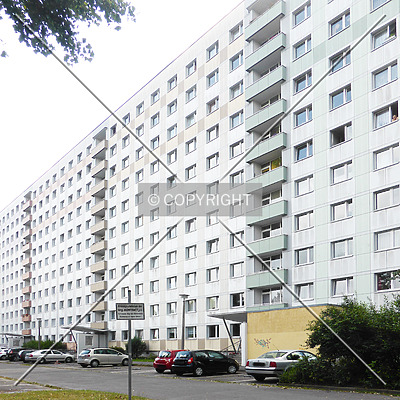 Kurt-Tucholsky-Straße 2-8 by Nephilim