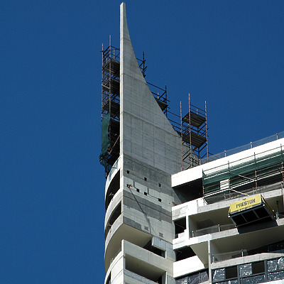 Meriton Tower by John Bek