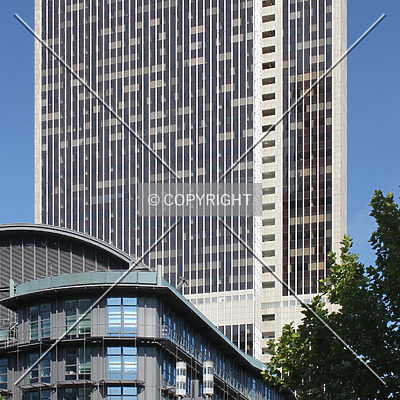 Frankfurter Büro Center by Emmanuel D.
