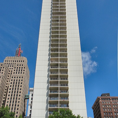 Kellogg Square Apartments by James Peacock