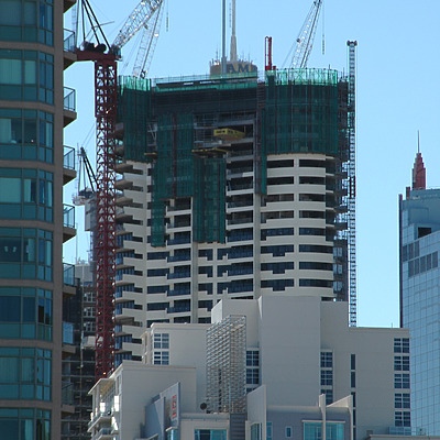 Meriton Tower by John Bek