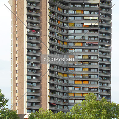Neckarpromenade Wohnturm III by Nephilim