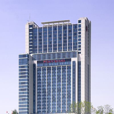 Sheraton Fallsview Hotel by Pavel Toczynski