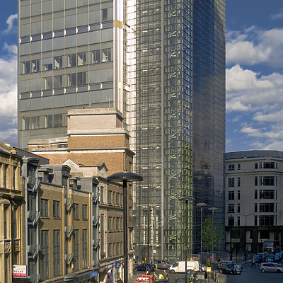 Heron Tower by Cesar Serrano