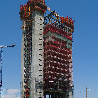 Torre Caja Madrid by Cesar Serrano