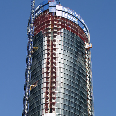 Torre Sacyr Vallehermoso by Cesar Serrano