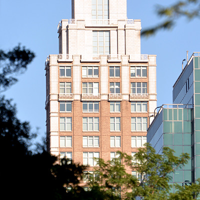 515 Park Avenue by John W. Cahill