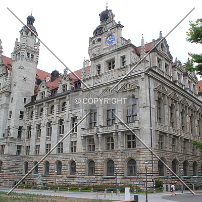 Neues Rathaus by Florian Barbier