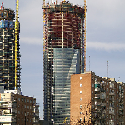 Torre Espacio by Cesar Serrano
