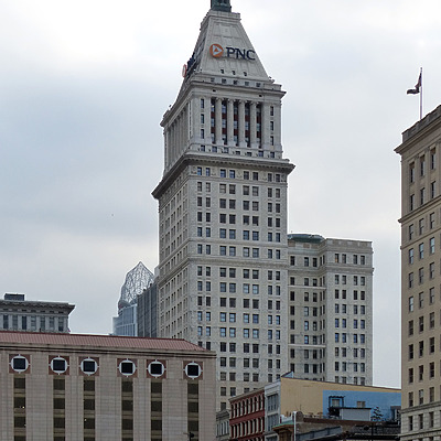 PNC Tower by Nate Lindsey