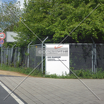 Lyoner Straße 19 by Nephilim