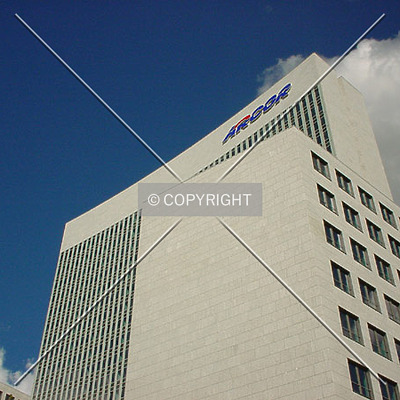 LG Tower by Nephilim