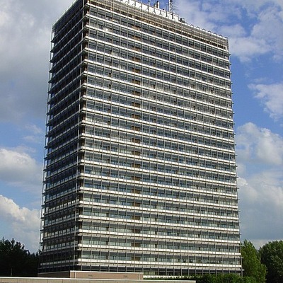 Rijkskantoor Westraven by Michiel van Dijk