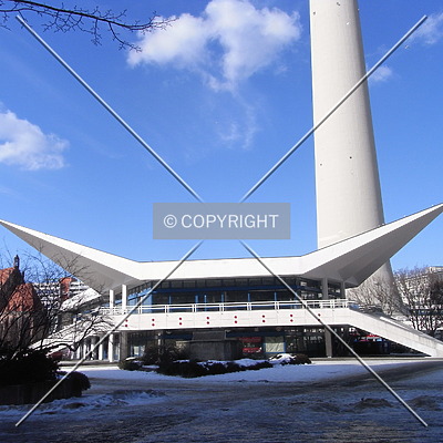 Berliner Fernsehturm by Jörg Berkemeyer