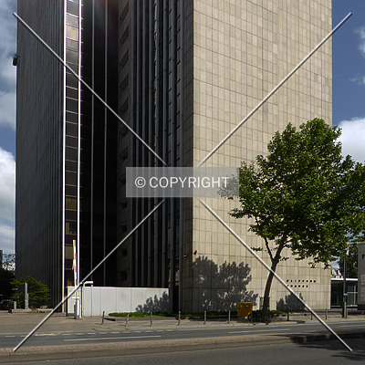 Frankfurter Büro Center by Nephilim