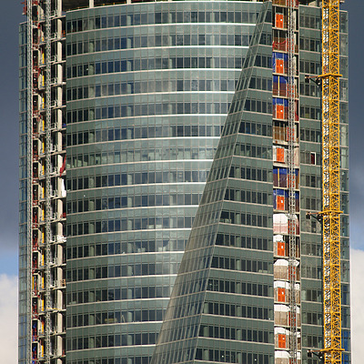 Torre Espacio by Cesar Serrano
