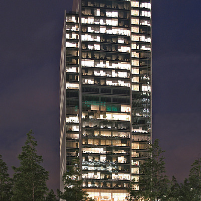 10 Upper Bank Street by Cesar Serrano