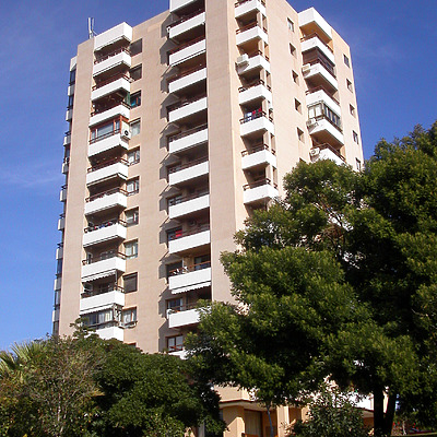 Edificio Zumaya by Cesar Serrano