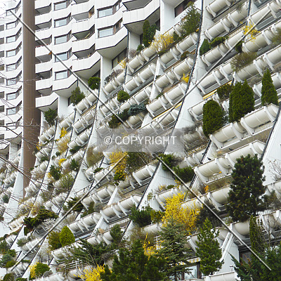 Wohnpark Alterlaa - Block C5-C8 by Nephilim