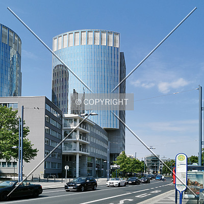 Haus der Wirtschaft - Turm 1 by Nephilim