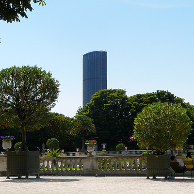 Tour Montparnasse by Sébastien Corniot