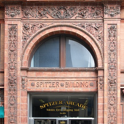 Spitzer Building by Huopa