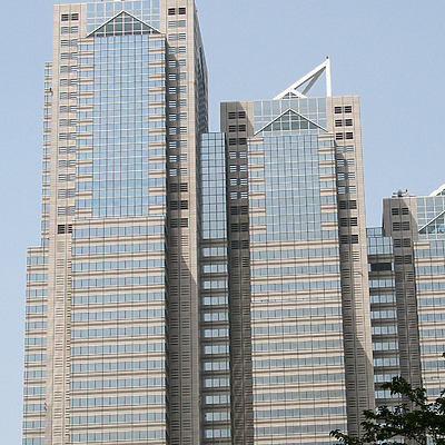 Shinjuku Park Tower by Kevin Hemphill