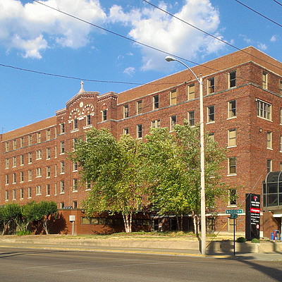 Gateway Regional Medical Arts Building by Ryan Hildebrand