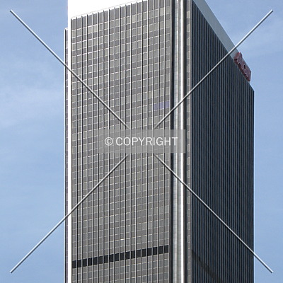 Aon Center by Emmanuel D.
