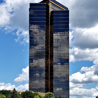 1000 Town Center by Ryan Hildebrand