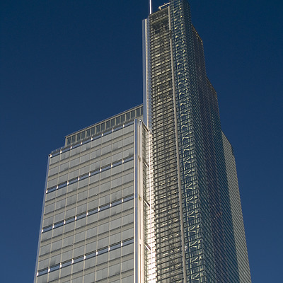 Heron Tower by Cesar Serrano