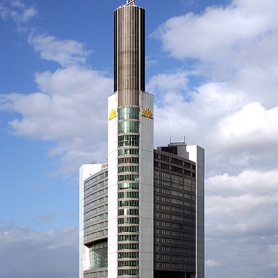 Commerzbank Tower by Daniel Kieckhefer
