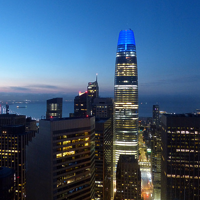 Salesforce Tower by Nate Lindsey