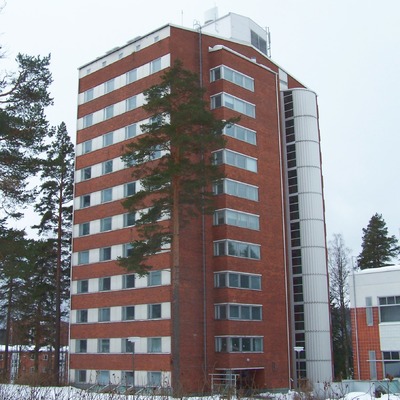Keskussairaalantie 21 rakennus B by Huopa
