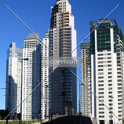Torre Renoir 1 by Maximiliano Buono