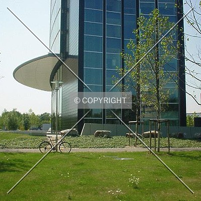 ARAG Tower by Nephilim