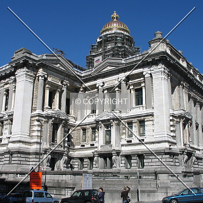 Palais de Justice / Justitiepaleis by Emmanuel D.
