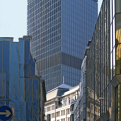Aviva Tower by Cesar Serrano