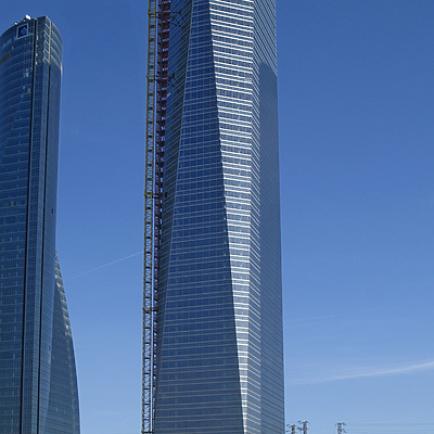 Torre de Cristal by Cesar Serrano