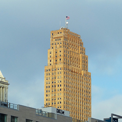 Carew Tower by Nate Lindsey