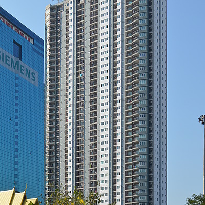 Supalai Park Ekkamai-Thonglor by Huopa