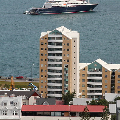 Skúlagata 20 by Kjetil Balog