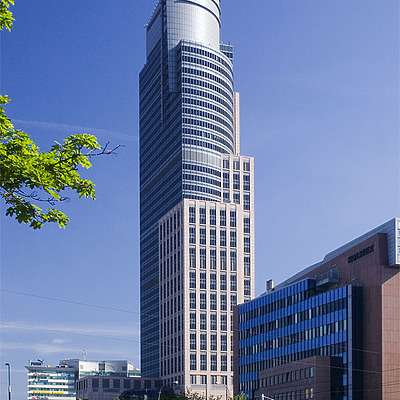 Warsaw Trade Tower by Pavel Toczynski
